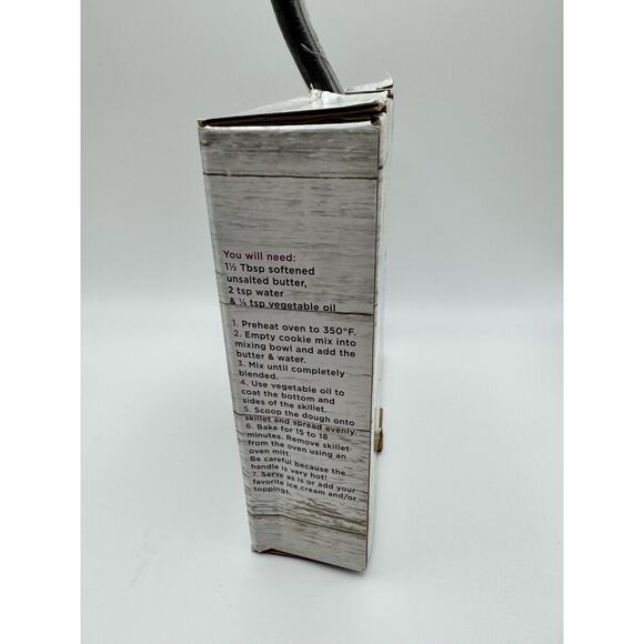 Cast Iron Skillet Baking Kit Chocolate Chip Cookie Mix 2.1 oz New No Mix - Picture 3 of 4